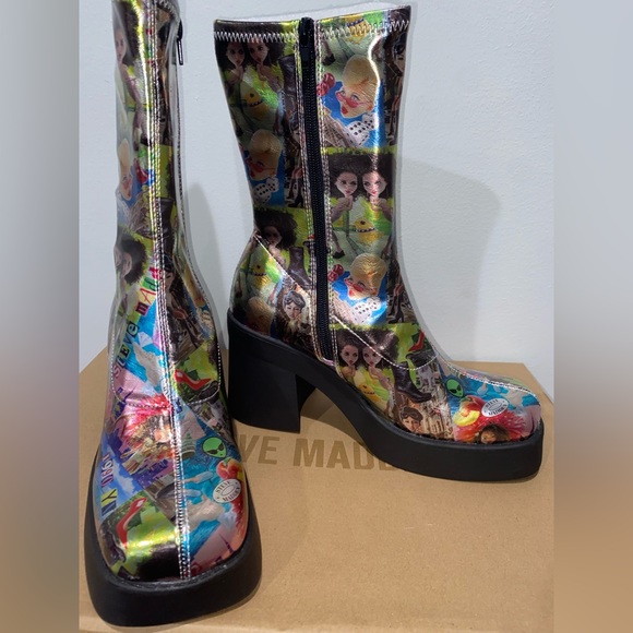 Steve Madden Klayton Comic Print Boots - Picture 5 of 7
